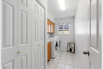 1261 N 2575 E, Layton, UT 84040 - Photo 15