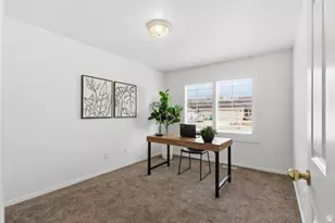 1261 N 2575 E, Layton, UT 84040 - Photo 25