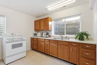 1261 N 2575 E, Layton, UT 84040 - Photo 31