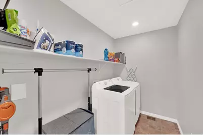 322 S Buckhorn Bath Ave, Saratoga Springs, UT 84045 - Photo 15