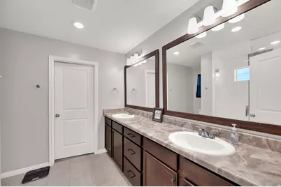 322 S Buckhorn Bath Ave, Saratoga Springs, UT 84045 - Photo 13