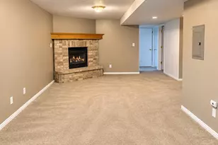 281 Winchester Dr, Springville, UT 84663 - Photo 17