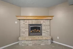 281 Winchester Dr, Springville, UT 84663 - Photo 9