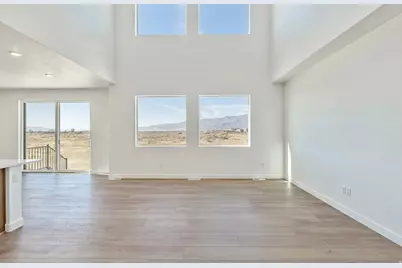 4948 N Topaz Dr, Eagle Mountain, UT 84005 - Photo 11