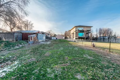 11079 S Temple Dr, South Jordan, UT 84095 - Photo 17