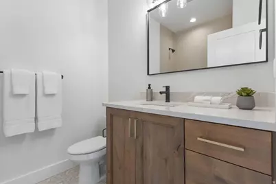 638 E Mountain Rd N, North Ogden, UT 84414 - Photo 21