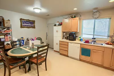 143 N Pingree Ave, Ogden, UT 84404 - Photo 17