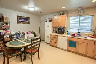 143 N Pingree Ave, Ogden, UT 84404 - Photo 17