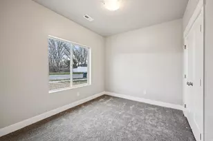 1038 Liberty Cottages Ct, Ogden, UT 84404 - Photo 17