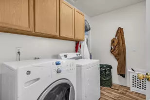 128 N Hale St W, Grantsville, UT 84029 - Photo 15