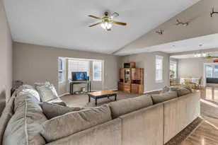 128 N Hale St W, Grantsville, UT 84029 - Photo 9