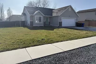 3971 W 975 S, Syracuse, UT 84075 - Photo 3