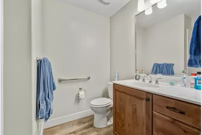 2591 S Desert Dr, Apple Valley, UT 84737 - Photo 13