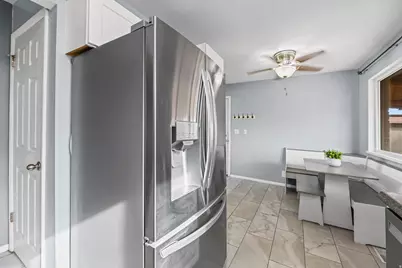 4331 W Sun Dr, Kearns, UT 84118 - Photo 9