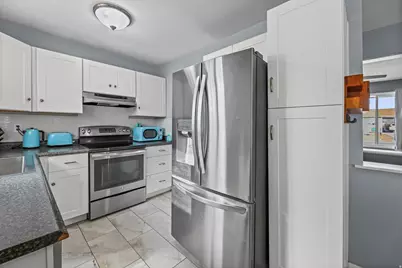 4331 W Sun Dr, Kearns, UT 84118 - Photo 7