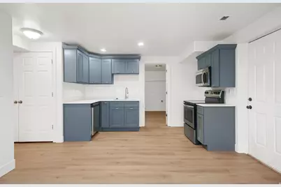 747 S 500 W, Provo, UT 84601 - Photo 15