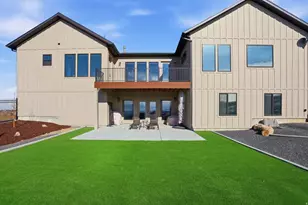 810 E Spg Crk Pkwy, Providence, UT 84332 - Photo 33