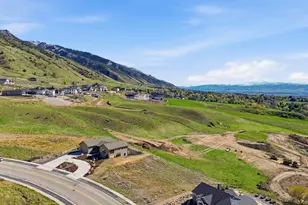 810 E Spg Crk Pkwy, Providence, UT 84332 - Photo 41