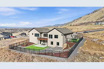 810 E Spring Pkwy, Providence, UT 84332 - Photo 37