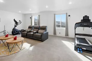 810 E Spg Crk Pkwy, Providence, UT 84332 - Photo 29