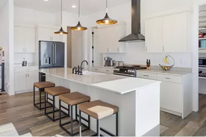 810 E Spring Pkwy, Providence, UT 84332 - Photo 11