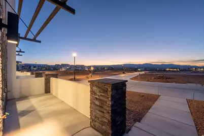 712 W Coast Line Pl #123, Saint George, UT 84790 - Photo 5