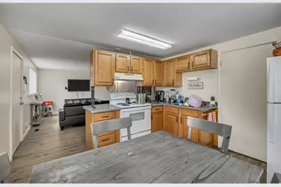 222 W Center St S, Midvale, UT 84047 - Photo 13