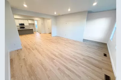 873 S Mathilda Dr #247, Saratoga Springs, UT 84045 - Photo 11