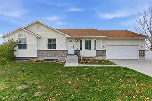 88 S Orchard Ln E, Grantsville, UT 84029 - Photo 1