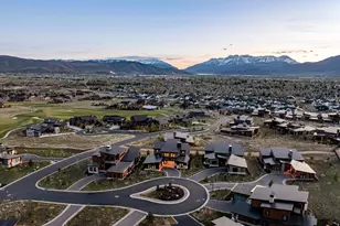 1746 E Thompson Peak Cir, Heber City, UT 84032 - Photo 3