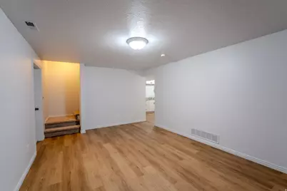 1140 E Elgin Ave, Salt Lake City, UT 84106 - Photo 25