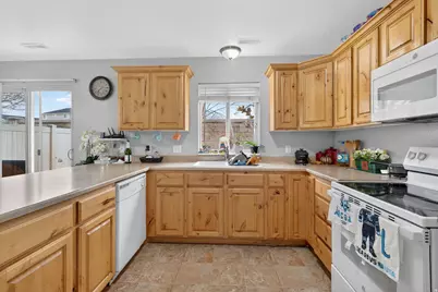 708 N Black Horse Loop Loop E #708, Spanish Fork, UT 84660 - Photo 21