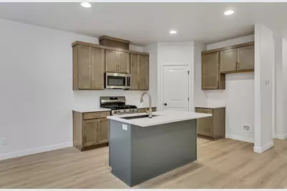 2606 N 2125 W #149, Clinton, UT 84015 - Photo 7