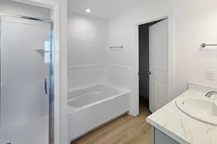 7043 W South Jordan Parkway, South Jordan, UT 84009 - Photo 11