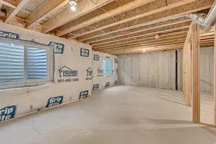 6880 S Survey Peak Ln, West Jordan, UT 84081 - Photo 15