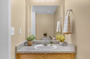 72 E 7320 S, Midvale, UT 84047 - Photo 13