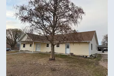 140 E 300 S, Salina, UT 84654 - Photo 3