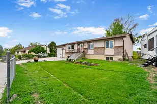 315 Emery Ave, Castle Dale, UT 84513 - Photo 25