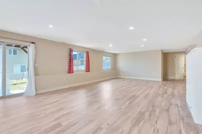 6928 N Mohawk Dr, Eagle Mountain, UT 84005 - Photo 11