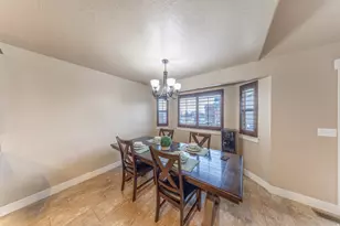 2529 N 1000 E, Layton, UT 84041 - Photo 13