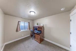 2529 N 1000 E, Layton, UT 84041 - Photo 29