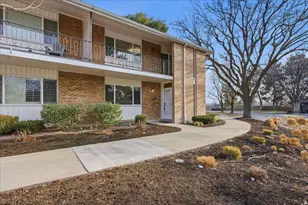 725 E 3 Fountains Cir, Murray, UT 84107 - Photo 1