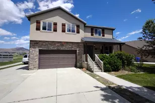 3315 E Appaloosa Wy, Eagle Mountain, UT 84005 - Photo 1