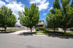 3315 E Appaloosa Wy, Eagle Mountain, UT 84005 - Photo 33