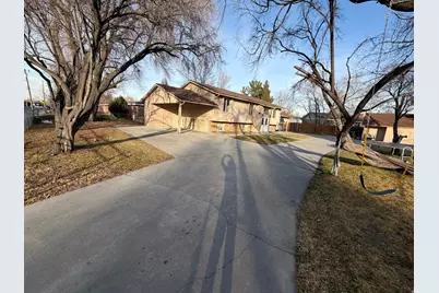 6289 S 2200 W, Taylorsville, UT 84129 - Photo 5