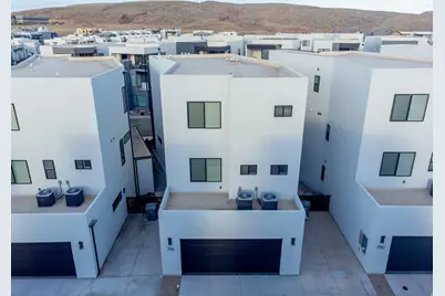 756 W Sapphire Ln, Saint George, UT 84790 - Photo 3