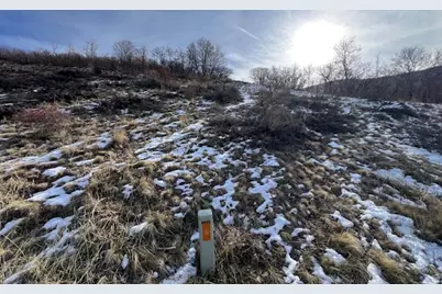 4031 Mountain Oaks Dr #308, Bountiful, UT 84010 - Photo 9