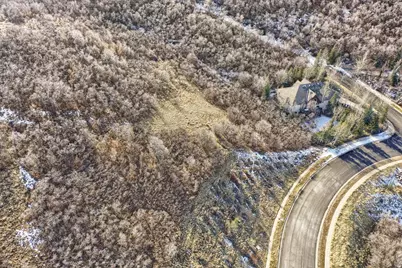 4031 Mountain Oaks Dr #308, Bountiful, UT 84010 - Photo 11