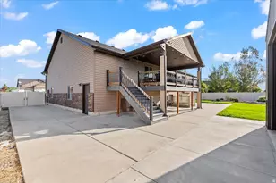2581 W 2825 N, Farr West, UT 84404 - Photo 25