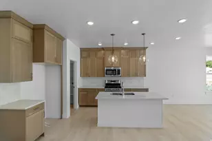 192 E 610 N, Providence, UT 84332 - Photo 3